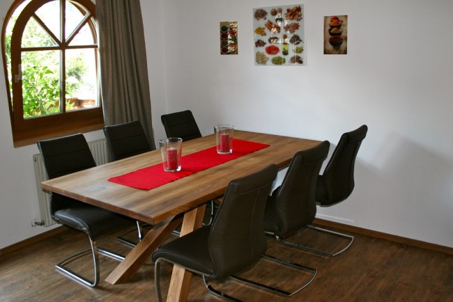 Esstisch im Appartement Family Room