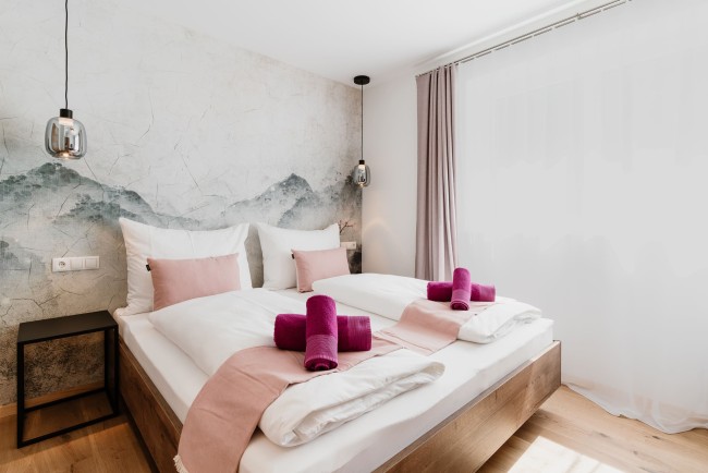 Schlafzimmer 1