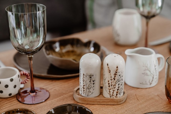 Stilvoll gedeckter Tisch