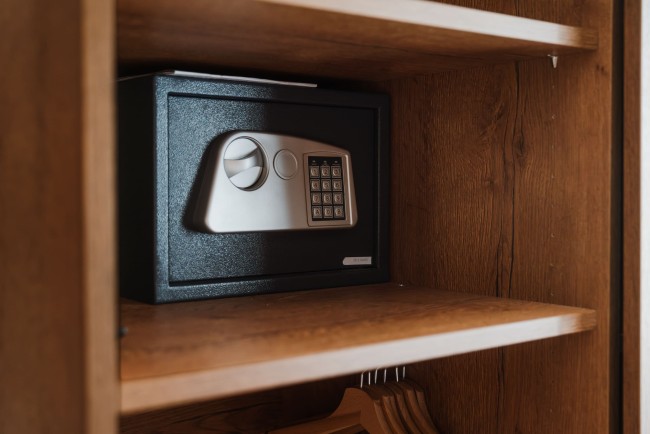 Safe im Appartement